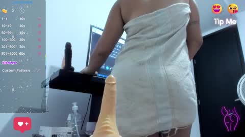 alicia_whittee online show from September 13, 10:04 am