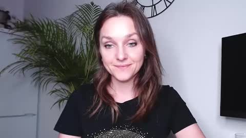 Alicia online show from February 18, 5:21 pm