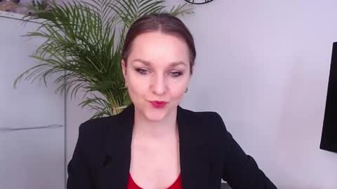 Alicia online show from March 5, 8:00 am