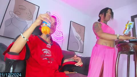 Snapshot of aliciamoorex chatting on December 22, 8:36 pm Alicia  online show from December 22, 8:36 pm