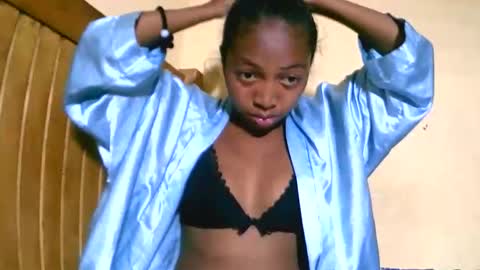 Snapshot of alicianah chatting on September 16, 1:23 pm alicianah online show from September 16, 1:23 pm