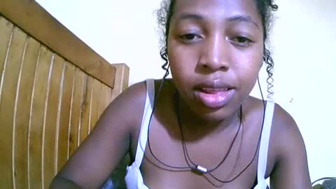 Snapshot of alicianah chatting on December 20, 7:32 pm alicianah online show from December 20, 7:32 pm