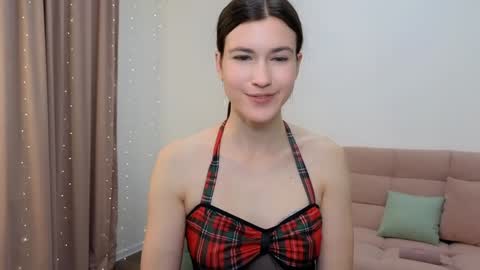 alicianoveli online show from December 31, 3:31 pm