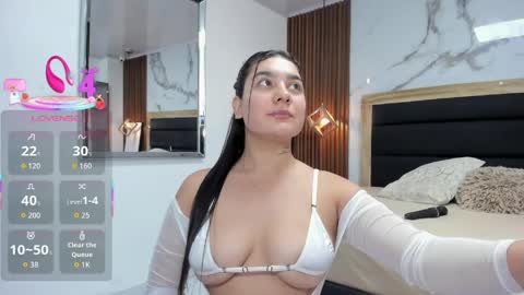 ALICIA  online show from April 27, 7:23 pm