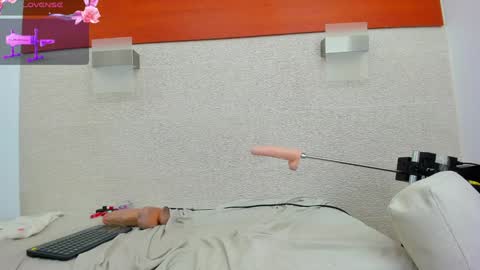 im tutti online show from January 30, 5:30 am