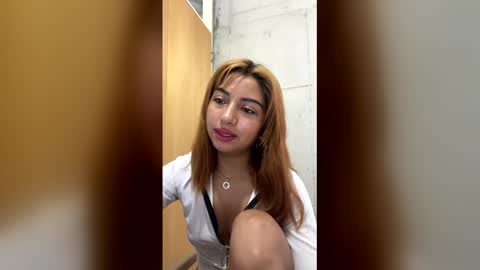 Snapshot of alicie_oconoor chatting on March 15, 2:23 pm Karla Oconoor online show from March 15, 2:23 pm