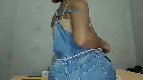 Snapshot of alicie_oconoor chatting on March 26, 3:23 am Karla Oconoor online show from March 26, 3:23 am