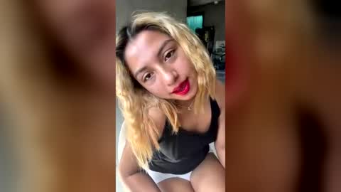 Karla Oconoor online show from June 19, 5:06 pm