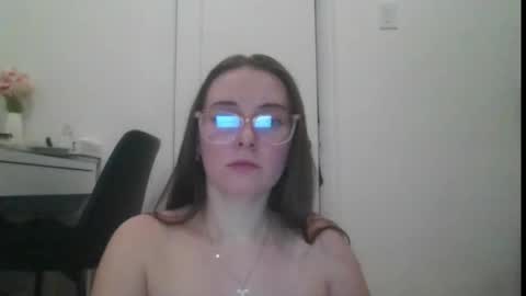 alicjateenpolish online show from May 29, 4:21 am
