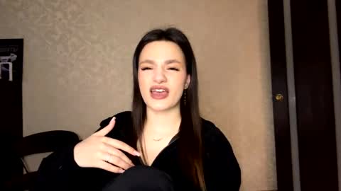 Niki online show from March 22, 3:15 pm