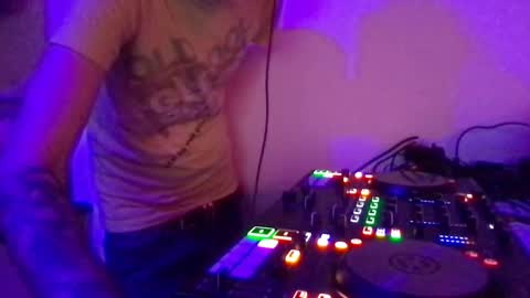 busco rockera online show from February 25, 8:30 pm