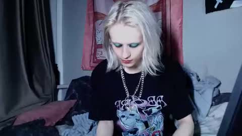 Alien Bella online show from July 20, 12:14 am