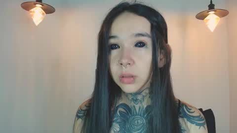    online show from March 14, 2:17 am