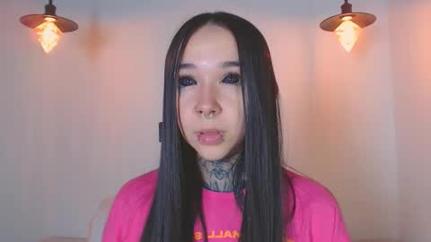    online show from March 18, 2:15 am