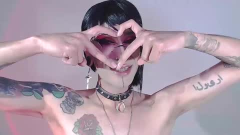     online show from December 30, 8:43 am