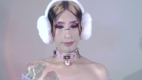     online show from January 10, 1:42 am