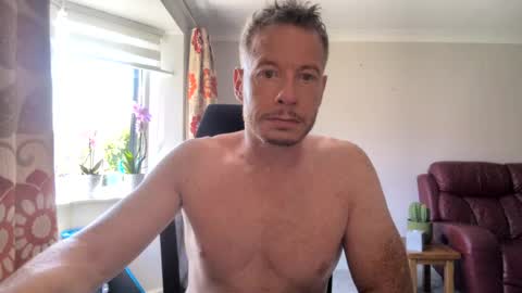 alig1980 online show from July 13, 2:09 pm