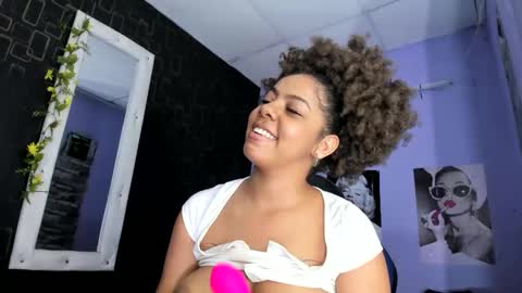 Snapshot of alika01_ chatting on January 13, 11:27 pm alika online show from January 13, 11:27 pm