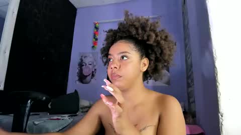 Snapshot of alika01_ chatting on January 14, 4:08 pm alika online show from January 14, 4:08 pm