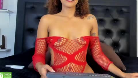 Snapshot of alika_jonhson_ chatting on April 24, 1:30 am alika_jonhson_ online show from April 24, 1:30 am