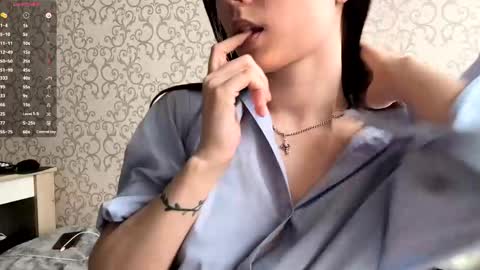 Snapshot of alikubeika chatting on April 26, 7:39 am Milana online show from April 26, 7:39 am
