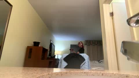 Snapshot of alilsteppa chatting on February 15, 11:52 am alilsteppa online show from February 15, 11:52 am