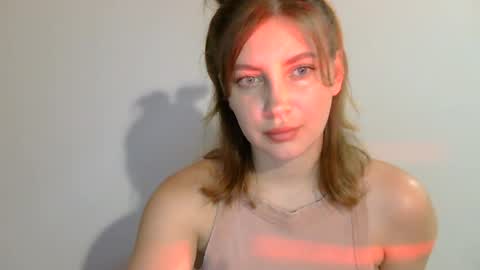 Snapshot of alina_007_007 chatting on June 14, 7:38 pm alina_007_007 online show from June 14, 7:38 pm