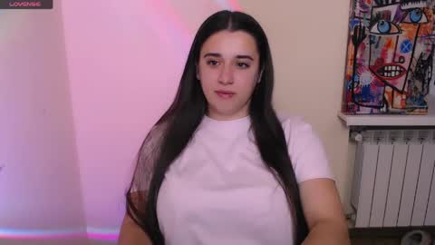Snapshot of alinaasti_ chatting on May 12, 7:16 am Alina online show from May 12, 7:16 am