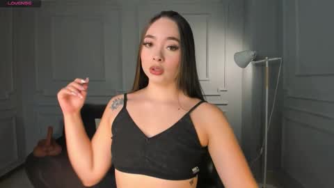 alinakravitz_ online show from September 9, 11:54 am