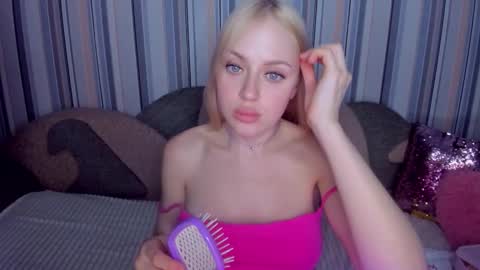 alinaocean online show from March 4, 4:02 pm