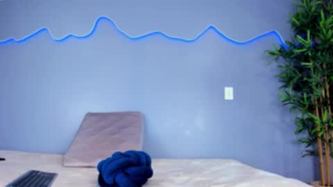    online show from November 17, 5:08 pm