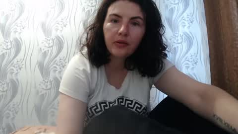 AlinaxJames online show from June 19, 8:07 am