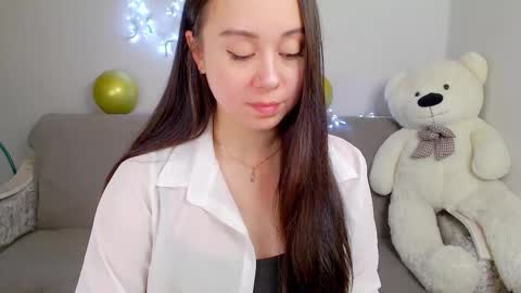 AlinaXRose online show from September 23, 9:40 pm