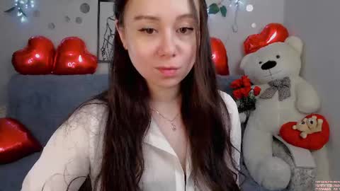 Snapshot of alinaxrose chatting on June 10, 9:46 pm AlinaXRose online show from June 10, 9:46 pm