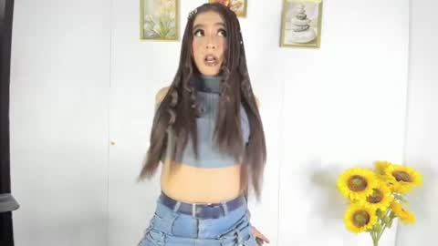 Snapshot of aline_costa chatting on June 18, 1:39 am - online show from June 18, 1:39 am