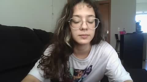 Aline online show from July 2, 3:07 pm