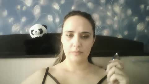 Snapshot of alisa07x chatting on March 28, 9:53 am Alisa07x online show from March 28, 9:53 am