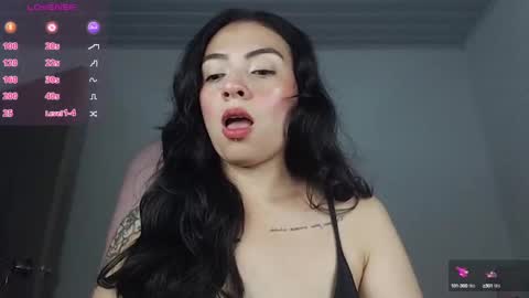 Snapshot of alisa__cain chatting on October 5, 9:07 am Alejandra online show from October 5, 9:07 am
