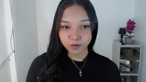 Snapshot of alisa_sexmachine chatting on June 2, 8:27 am call me TRISHA online show from June 2, 8:27 am