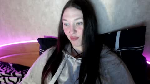 Snapshot of alisaadoll chatting on April 24, 1:57 pm alisaadoll online show from April 24, 1:57 pm