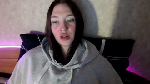 Snapshot of alisaadoll chatting on May 31, 12:56 pm alisaadoll online show from May 31, 12:56 pm