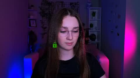 Snapshot of alisabliss chatting on June 18, 7:07 pm Alisa online show from June 18, 7:07 pm