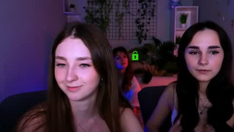 Snapshot of alisabliss chatting on June 21, 7:27 pm Alisa online show from June 21, 7:27 pm