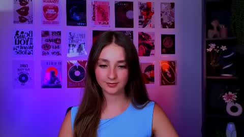 Snapshot of alisabliss chatting on July 23, 7:23 pm Alisa online show from July 23, 7:23 pm