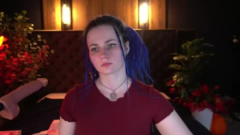 alisagrace online show from April 16, 1:01 pm