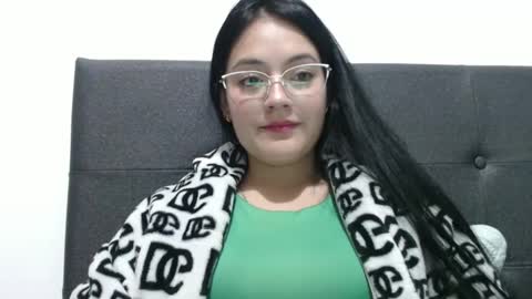 alisha_9997 online show from September 21, 1:18 am