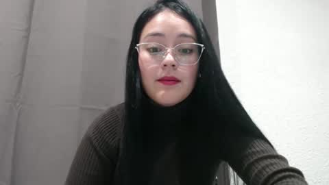 alisha_9997 online show from November 29, 8:12 pm