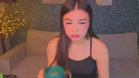 Alisha online show from May 4, 12:39 am