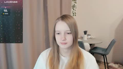 Alya online show from November 11, 2:06 pm