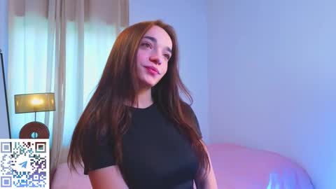 Snapshot of alisha_melison chatting on February 22, 5:00 pm Alisha online show from February 22, 5:00 pm